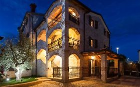 Apartments P&B